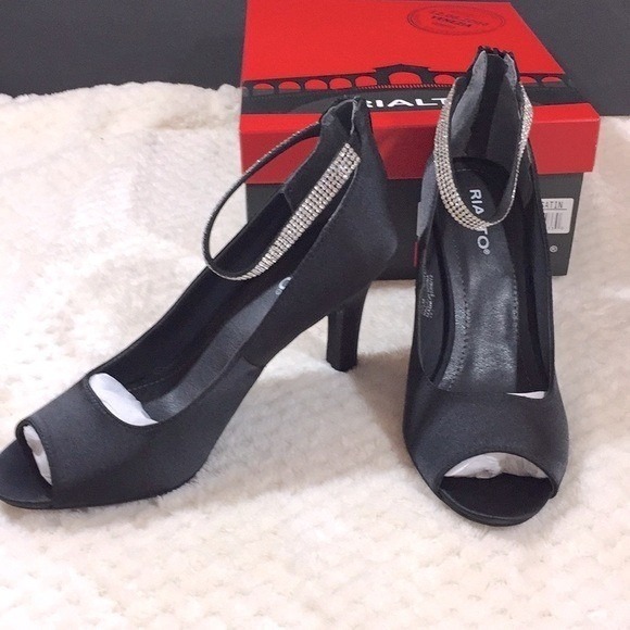 Rialto Shoes - New in Box Rialto Rhodo Black/Satin Crystal‎ Accent Evening Heels Women Size 8.5